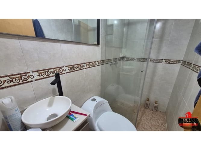 Casa de 3 alcobas en venta en Los Naranjos, Itagüí, 85 m² · foto 3 de 17