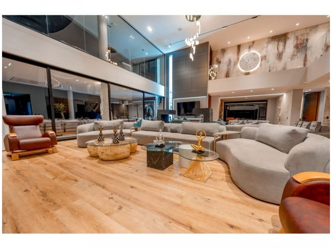 Casa de 7 alcobas en venta en El Poblado, Medellín · foto 14 de 24