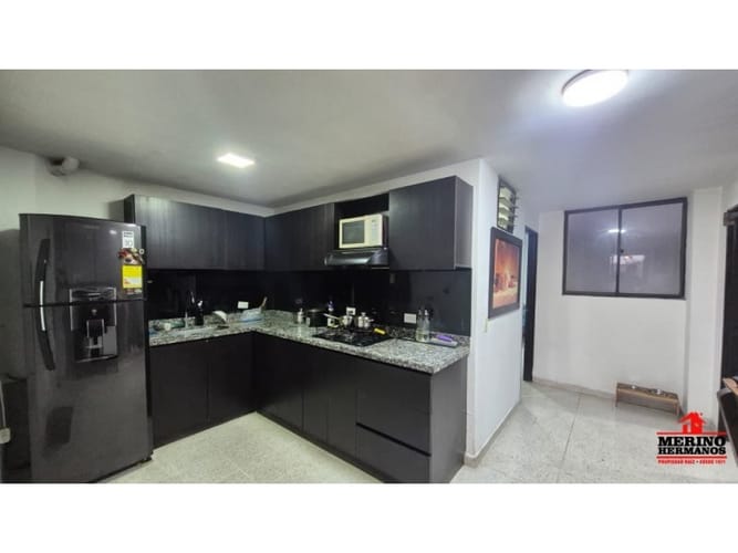 Casa de 3 alcobas en venta en Los Naranjos, Itagüí, 85 m² · foto 12 de 17