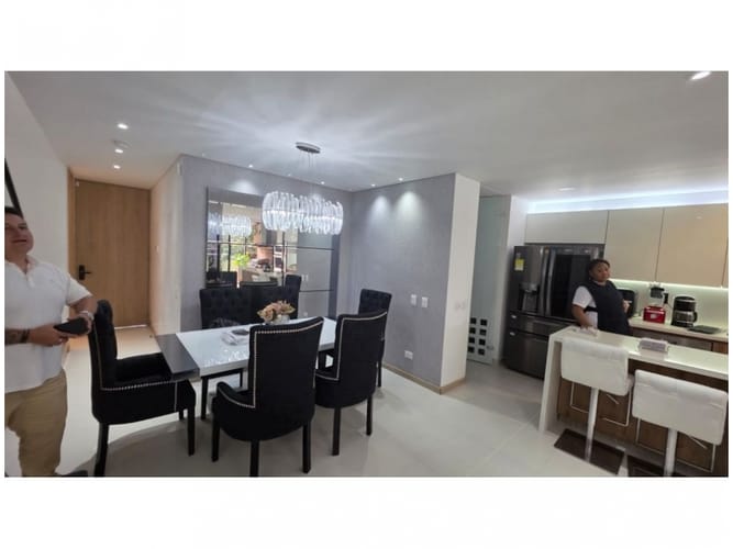 Casa de 4 alcobas en venta en Escobero, Envigado, 224 m² · foto 8 de 24