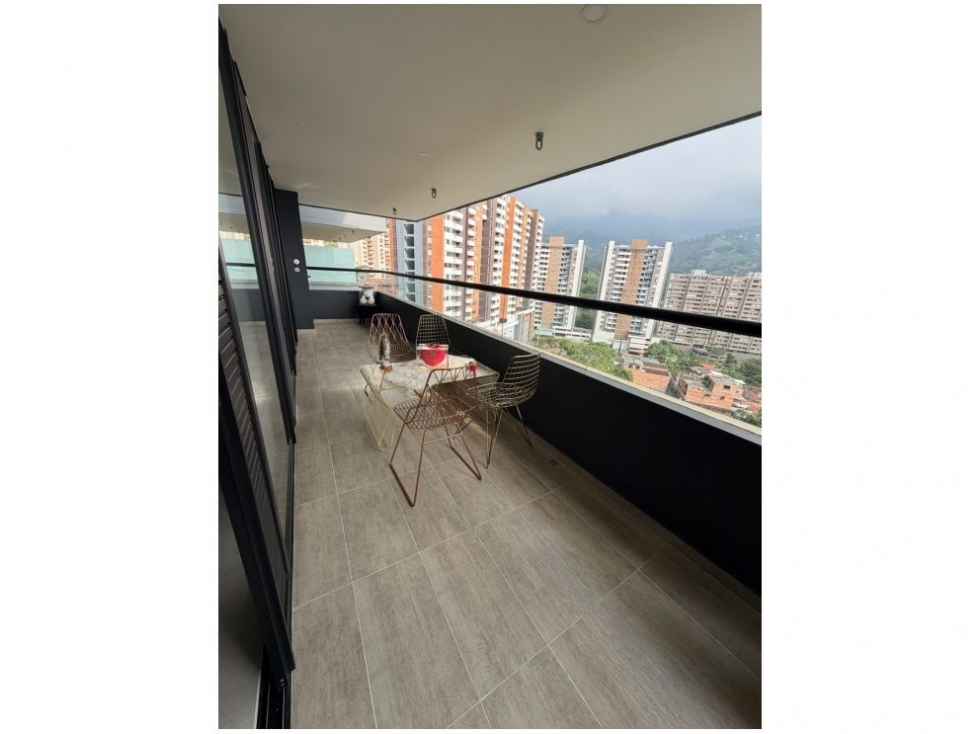 Apartamento en venta en Escobero, Envigado · foto 2 de 17