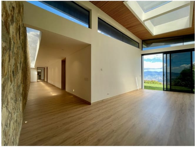 Casa de 3 alcobas en venta en El Poblado, Medellín, 450 m² · foto 14 de 24