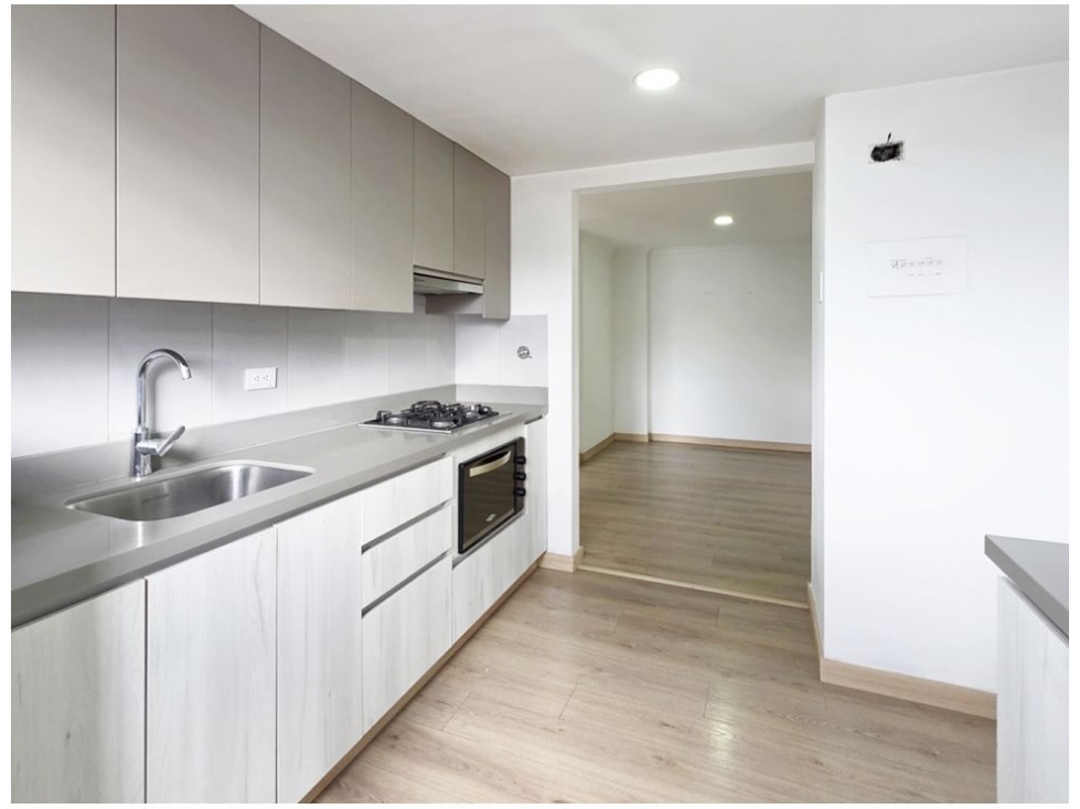 Apartamento en venta en El Portal, Envigado · foto 6 de 18