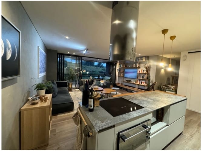 Apartamento de 2 alcobas en venta en El Poblado, Medellín, 120 m² · foto 6 de 19