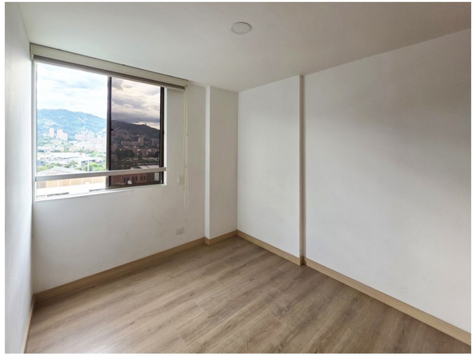 Apartamento en venta en El Portal, Envigado · foto 13 de 18