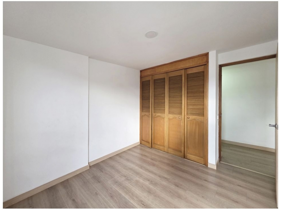 Apartamento en venta en El Portal, Envigado · foto 14 de 18