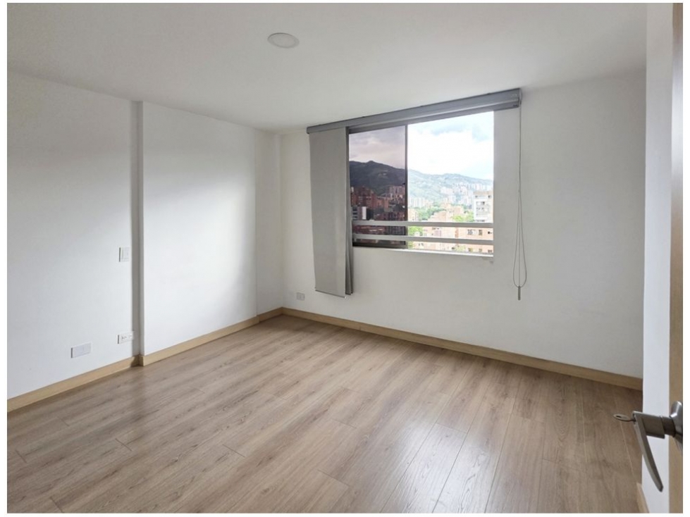 Apartamento en venta en El Portal, Envigado · foto 15 de 18