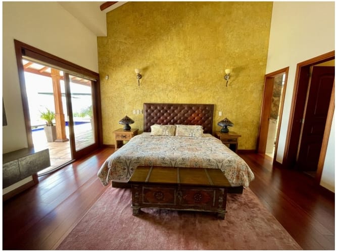 Casa de 3 alcobas en venta en El Poblado, Medellín, 500 m² · foto 21 de 24