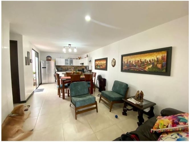 Casa de 3 alcobas en venta en La Ceja, 124 m² · foto 9 de 16