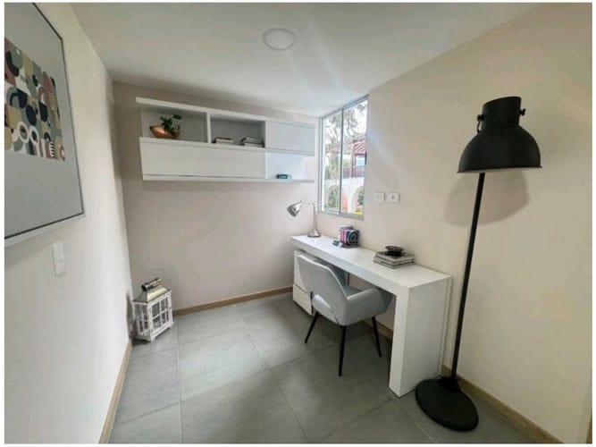 Apartamento de 2 alcobas en venta en Suramérica, Itagüí, 76 m² · foto 5 de 18