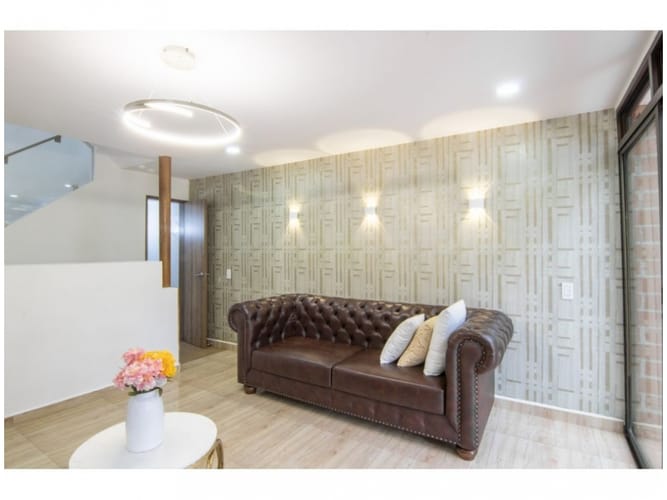 Casa de 4 alcobas en venta en El Poblado, Medellín, 240 m² · foto 8 de 24