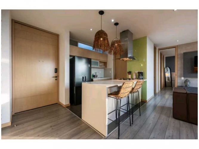Apartaestudio en venta en El Poblado, Medellín, 70 m² · foto 5 de 23
