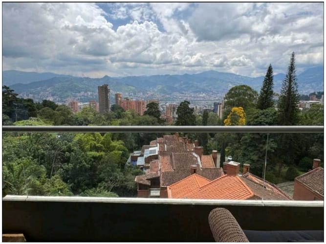 Apartaestudio en venta en El Poblado, Medellín, 70 m² · foto 9 de 23