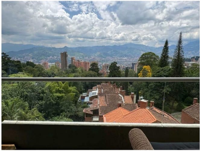 Apartaestudio en venta en El Poblado, Medellín, 70 m² · foto 11 de 23