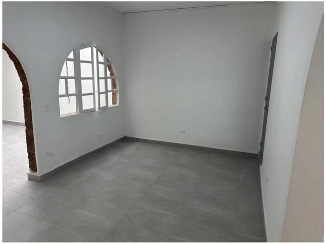 Casa de 4 alcobas en venta en Florida Nueva, Medellín, 146 m² · foto 5 de 19