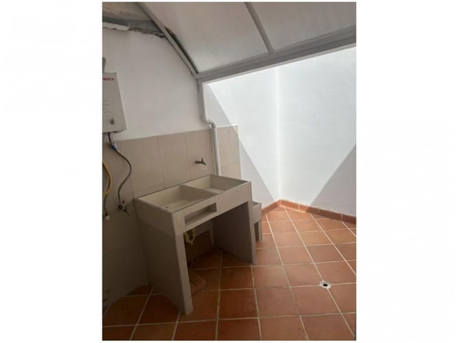 Casa de 4 alcobas en venta en Florida Nueva, Medellín, 146 m² · foto 10 de 19