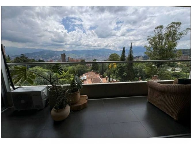 Apartaestudio en venta en El Poblado, Medellín, 70 m² · foto 19 de 23