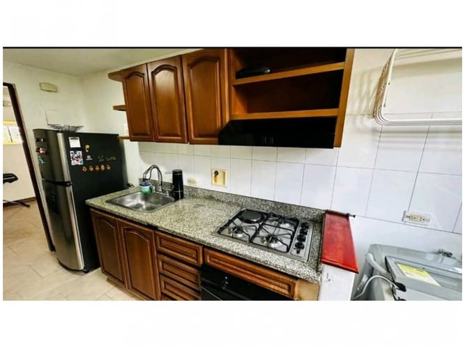 Apartamento de 3 alcobas en venta en El Poblado, Medellín, 78 m² · foto 5 de 12