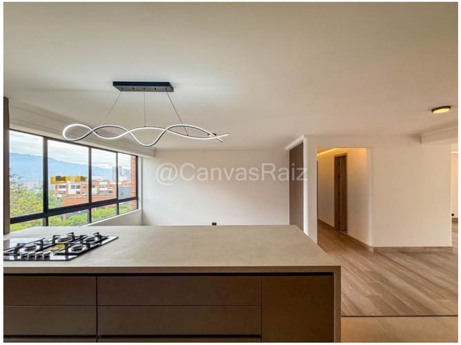 Apartamento de 3 alcobas en venta en El Poblado, Medellín, 192 m² · foto 5 de 17