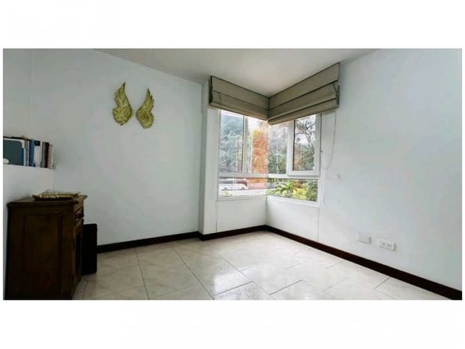 Apartamento de 3 alcobas en venta en El Poblado, Medellín, 78 m² · foto 9 de 12