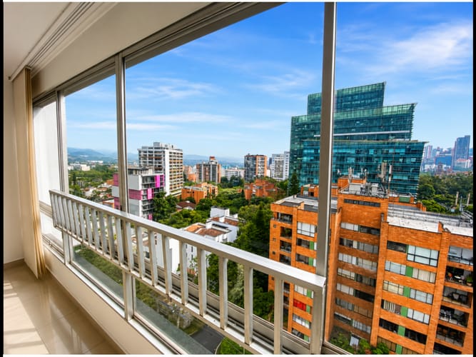 Apartamento de 3 alcobas en venta en Patio Bonito, Medellín, 178 m² · foto 2 de 17