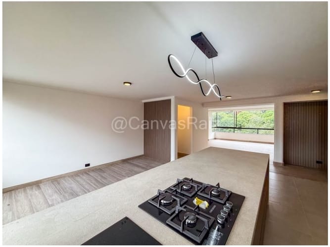 Apartamento de 3 alcobas en venta en El Poblado, Medellín, 192 m² · foto 6 de 17