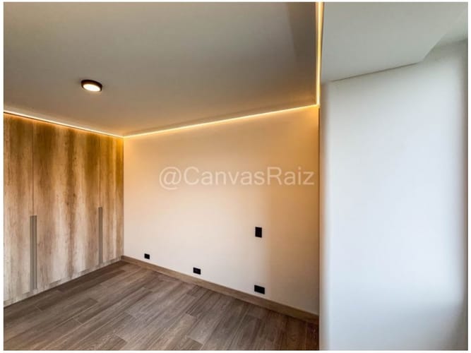 Apartamento de 3 alcobas en venta en El Poblado, Medellín, 192 m² · foto 8 de 17