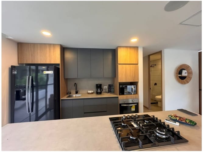 Apartamento de 1 alcoba en venta en Las Vegas, Envigado, 63 m² · foto 2 de 7