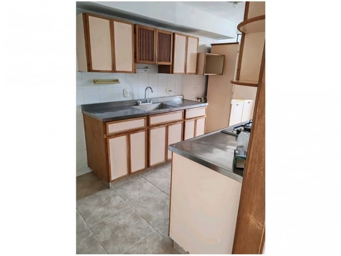Apartamento en venta en Laureles, Medellín · foto 2 de 17