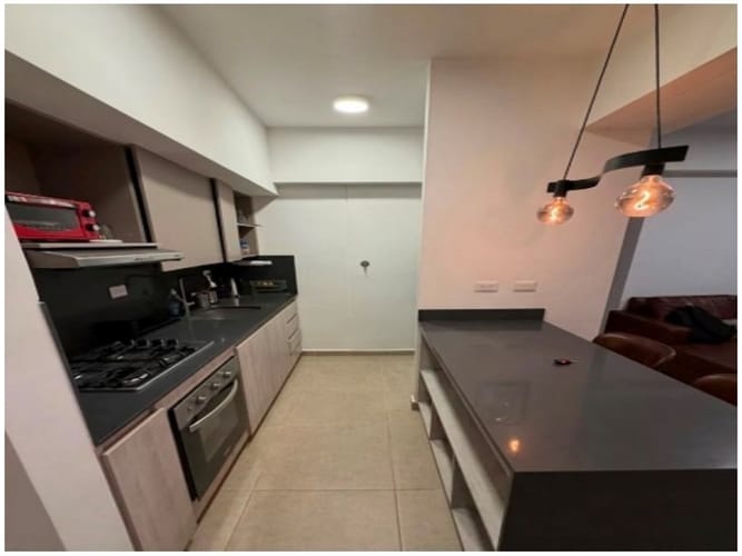 Apartamento de 3 alcobas en venta en Villa Carlota, Medellín, 93 m² · foto 2 de 7