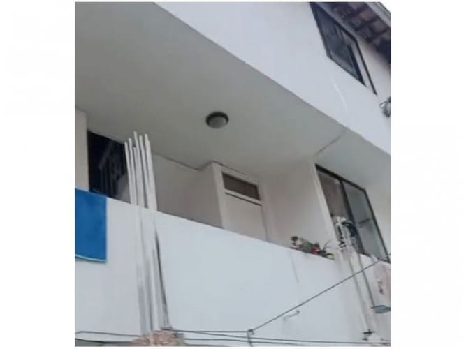 Casa de 6 alcobas en venta en Los Alpes, Medellín, 192 m² · foto 3 de 10