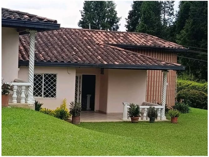 Finca en venta en La Hondita, Guarne, 220 m² · foto 12 de 13