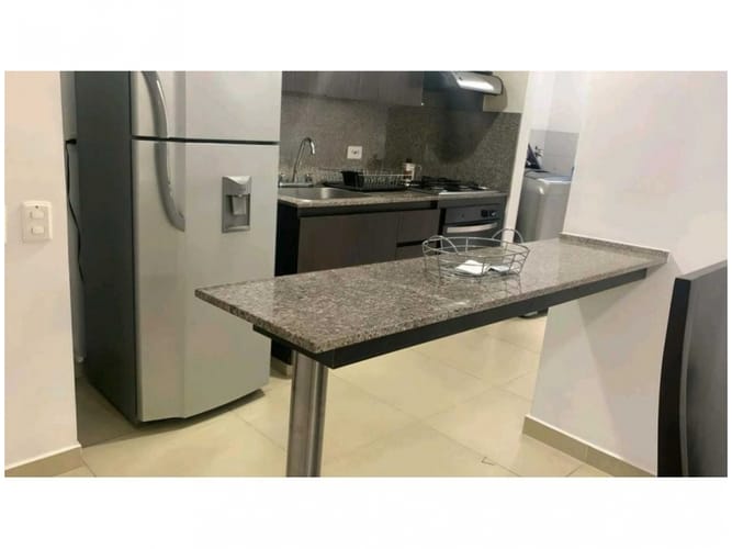 Apartamento en venta en Laureles, Medellín · foto 4 de 15