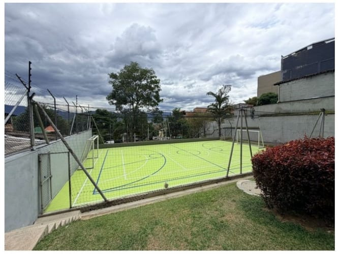 Apartamento de 2 alcobas en venta en Zuñiga, Medellín, 168 m² · foto 16 de 19