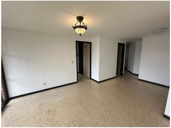 Apartamento en venta en Las Lomas No.1, Medellín · foto 6 de 22