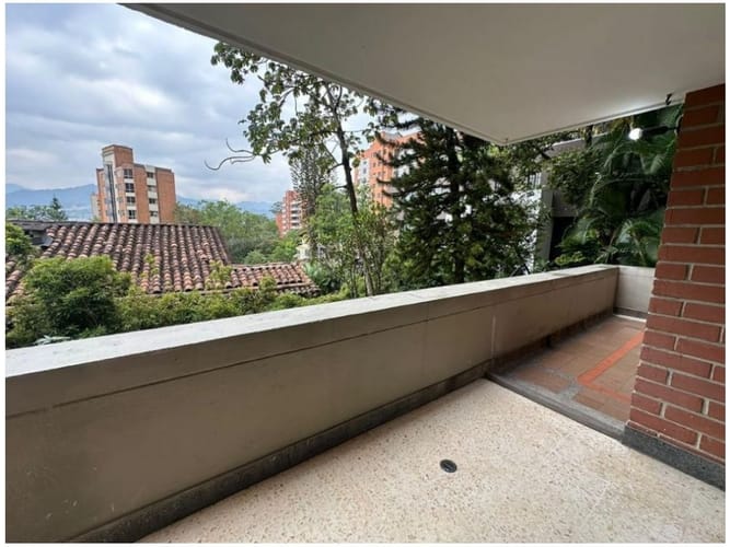 Apartamento en venta en Las Lomas No.1, Medellín · foto 8 de 22