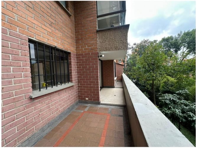 Apartamento en venta en Las Lomas No.1, Medellín · foto 9 de 22