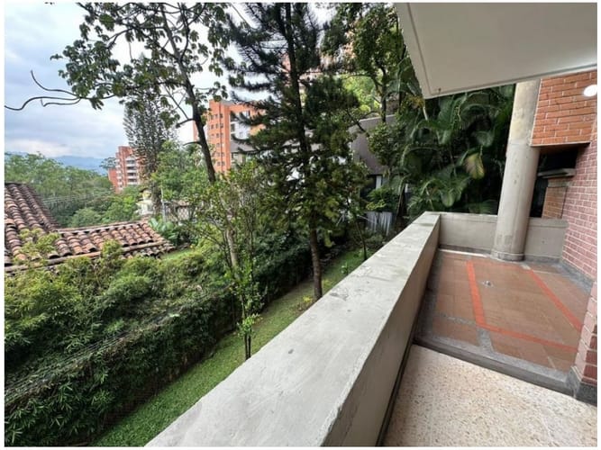 Apartamento en venta en Las Lomas No.1, Medellín · foto 10 de 22