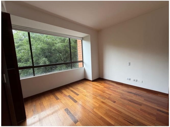 Apartamento de 3 alcobas en venta en El Poblado, Medellín, 158 m² · foto 6 de 24
