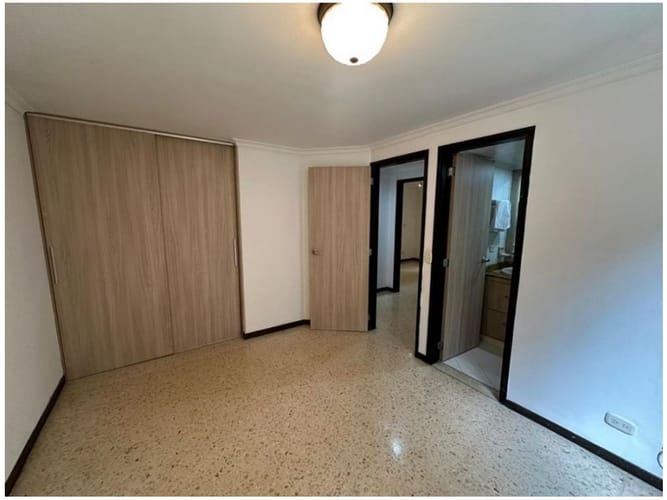 Apartamento en venta en Las Lomas No.1, Medellín · foto 18 de 22