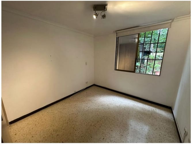 Apartamento en venta en Las Lomas No.1, Medellín · foto 21 de 22