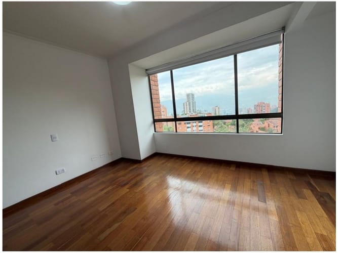 Apartamento de 3 alcobas en venta en El Poblado, Medellín, 158 m² · foto 14 de 24