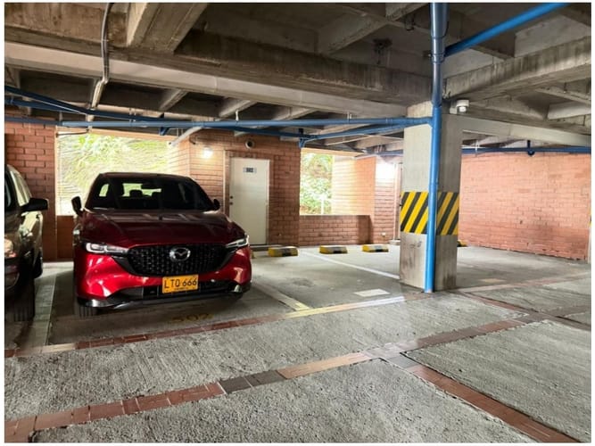Apartamento de 3 alcobas en venta en El Poblado, Medellín, 158 m² · foto 16 de 24