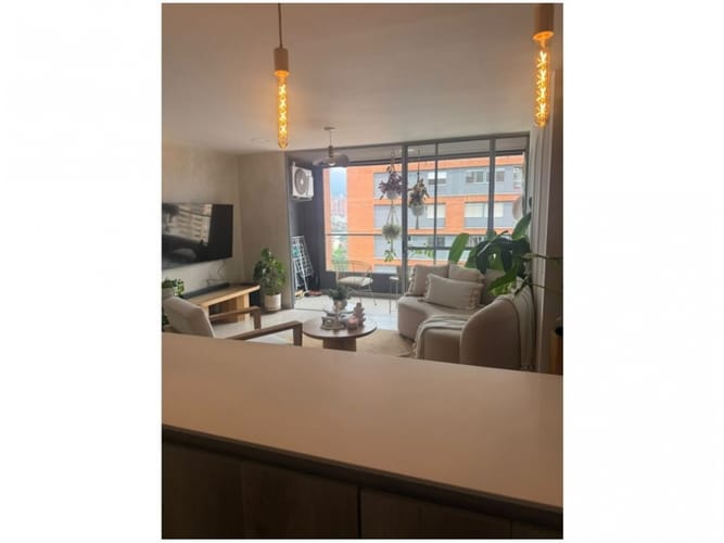 Apartamento de 3 alcobas en venta en El Poblado, Medellín, 95 m² · foto 7 de 18