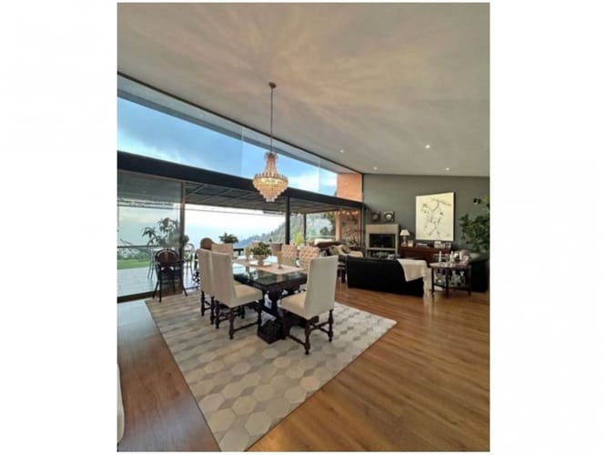 Casa de 3 alcobas en venta en Las Palmas, Envigado, 450 m² · foto 5 de 17