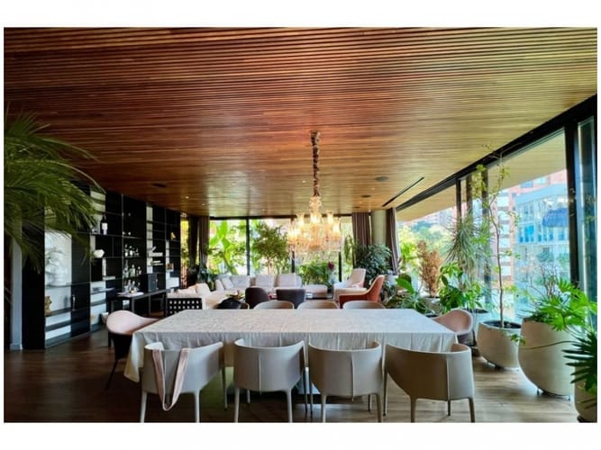 Apartamento de 2 alcobas en venta en El Poblado, Medellín, 238 m² · foto 3 de 12