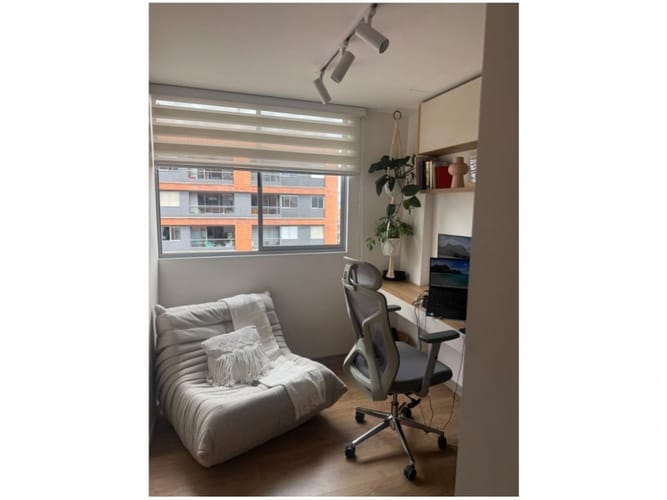 Apartamento de 3 alcobas en venta en El Poblado, Medellín, 95 m² · foto 8 de 18