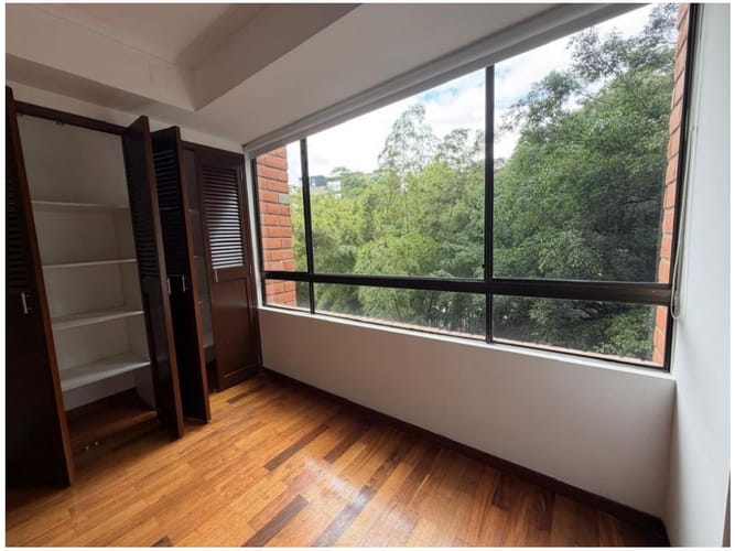 Apartamento de 3 alcobas en venta en El Poblado, Medellín, 158 m² · foto 21 de 24