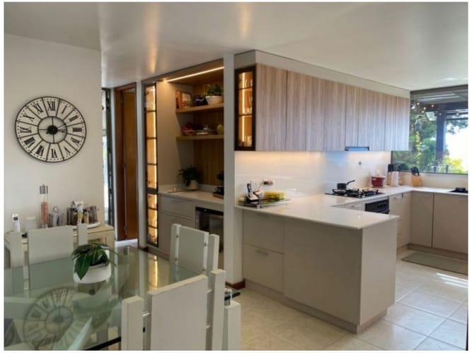 Casa de 3 alcobas en venta en Las Palmas, Envigado, 450 m² · foto 9 de 17