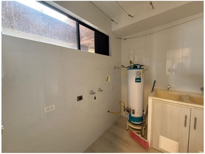 Apartamento de 3 alcobas en venta en El Poblado, Medellín, 158 m² · foto 24 de 24